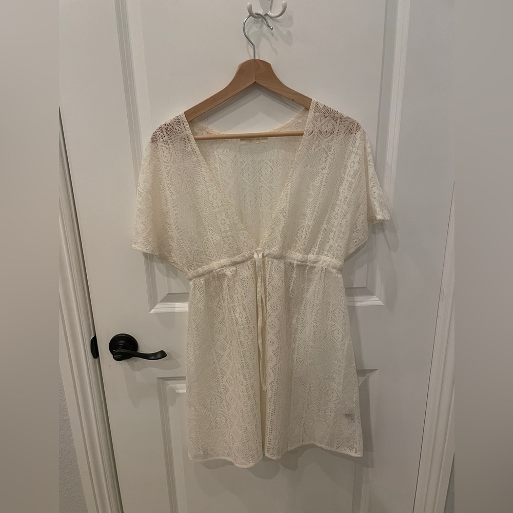 Accesorize Beach Cover Up